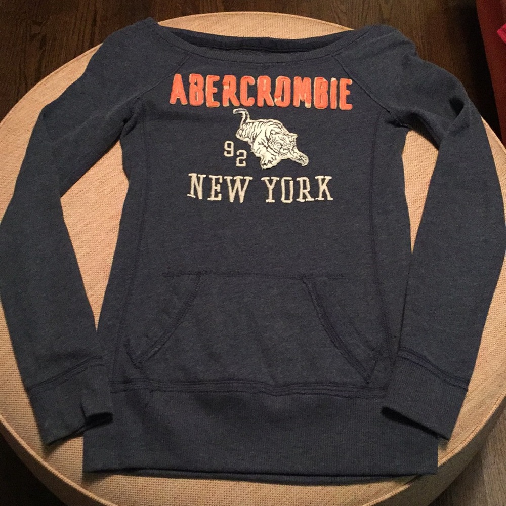 Abercrombie & Fitch Sweater